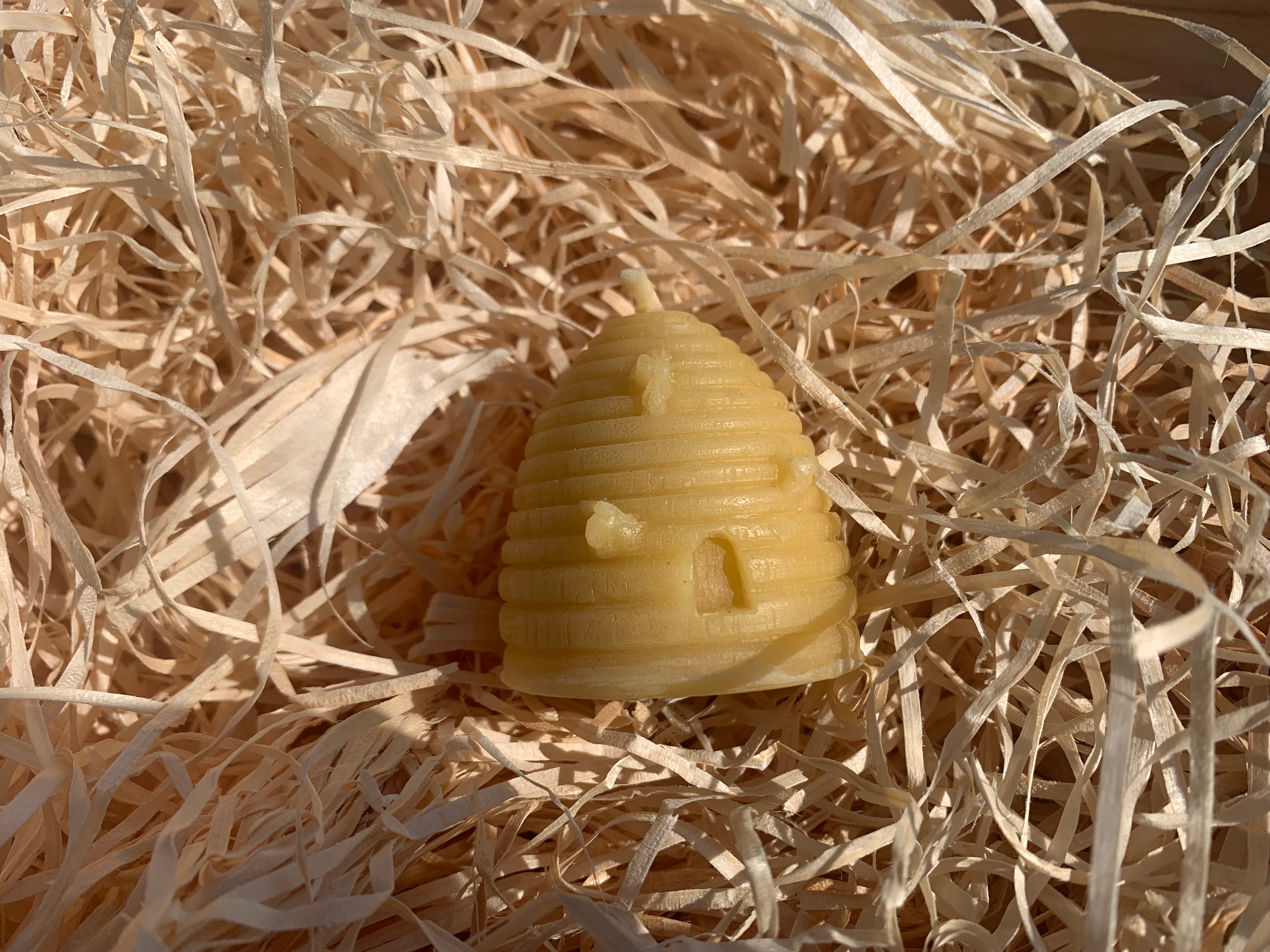 Small Beeswax Skep candle