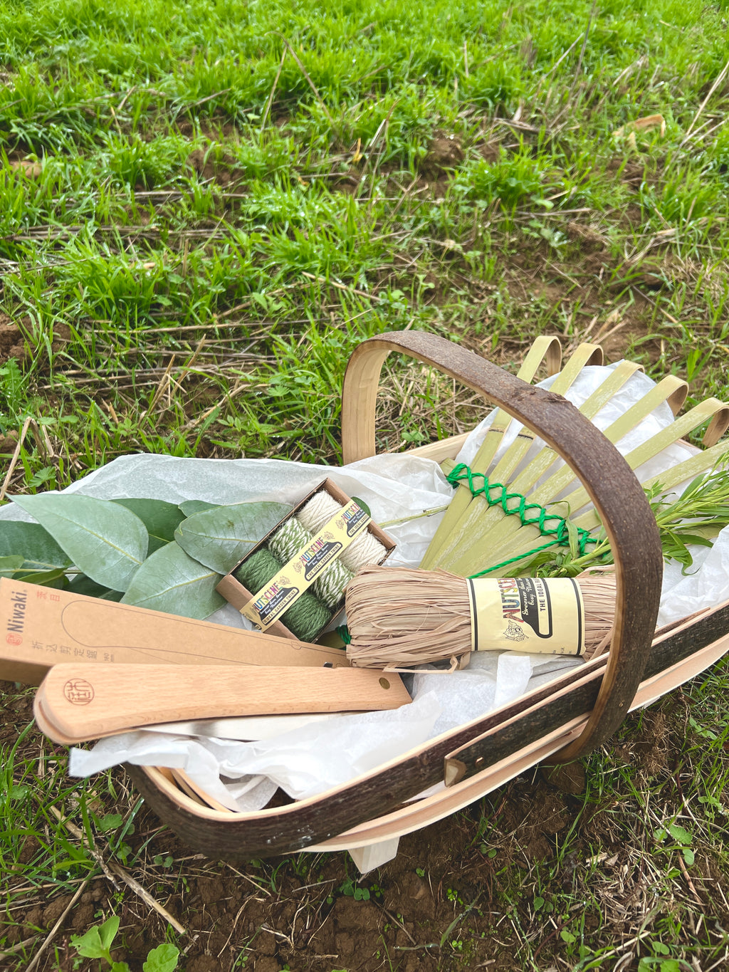 Sussex trug and Niwaki tools. Best gift idea for him or her